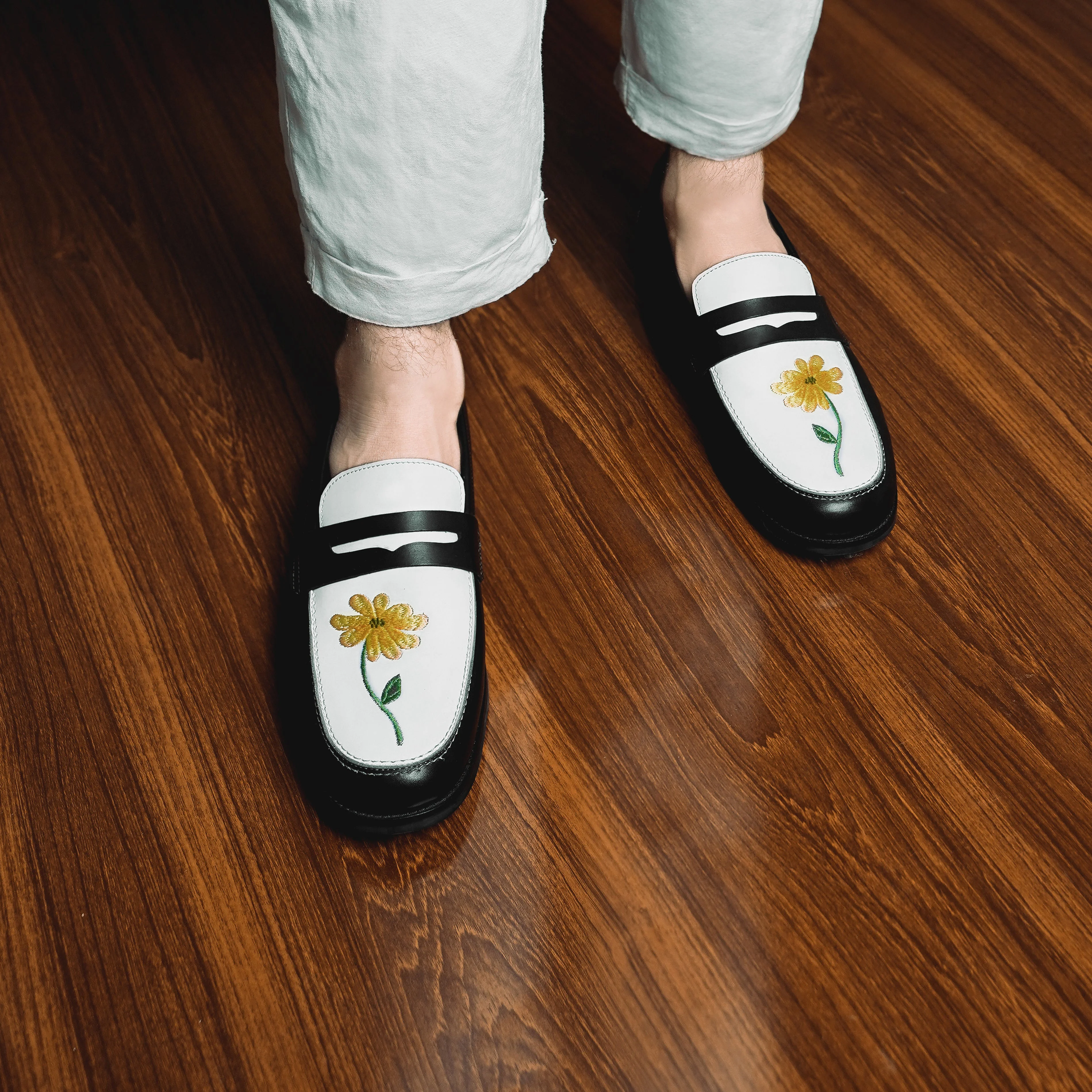 Boulia - Men's Black and White Calf Leather Loafer (Sunflower Embroidery) - Image 4