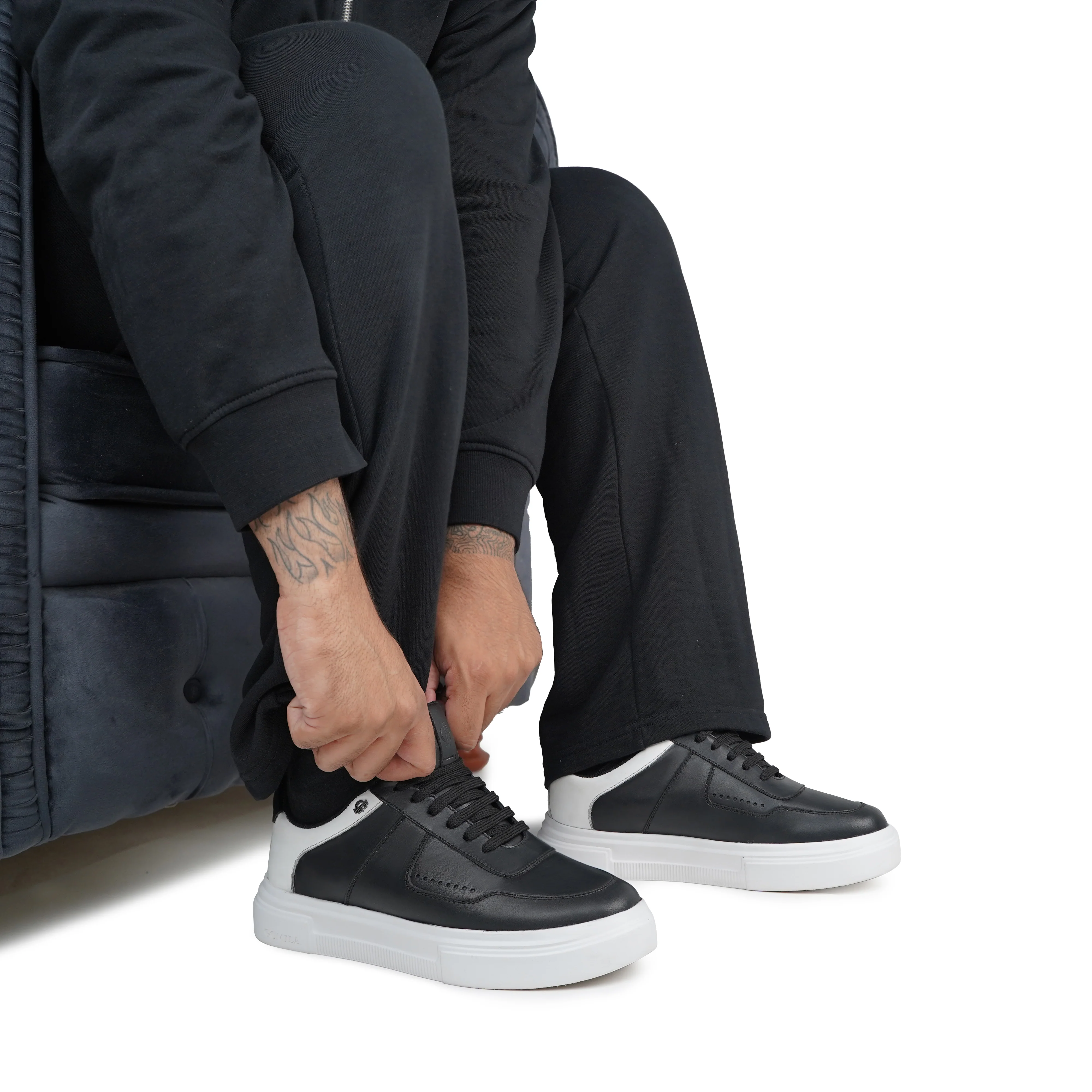 Lampard - Men's Black and White Sneaker - Image 4